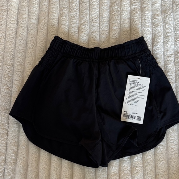 Lululemon Ruched-side High- Rise Short 3” - Picture 1 of 2